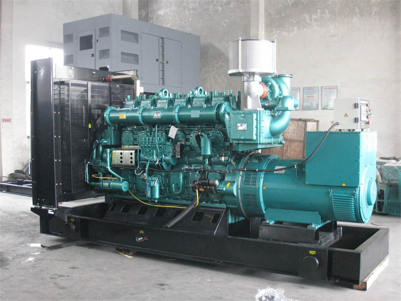 宣汉200KW 柴油发电机的油耗是多少?